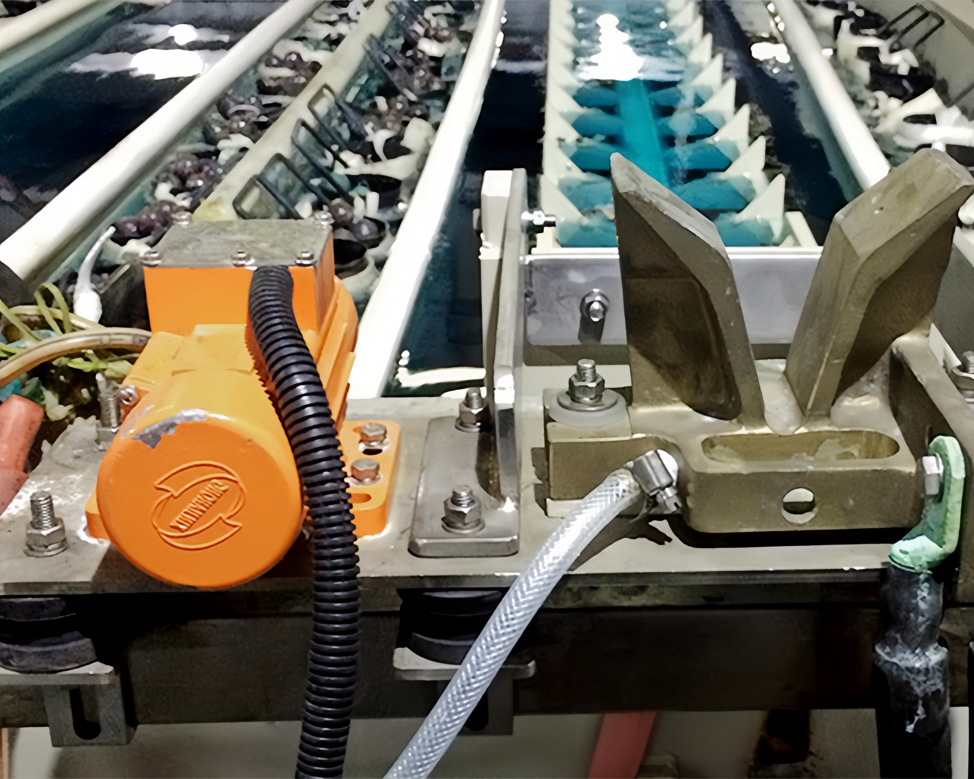 振動電機用於電鍍設備2